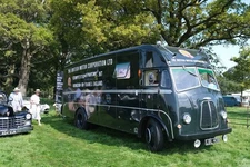 Photo A3 Racing car transporter Grimsthorpe An old friend, the 1958 Aust c2019