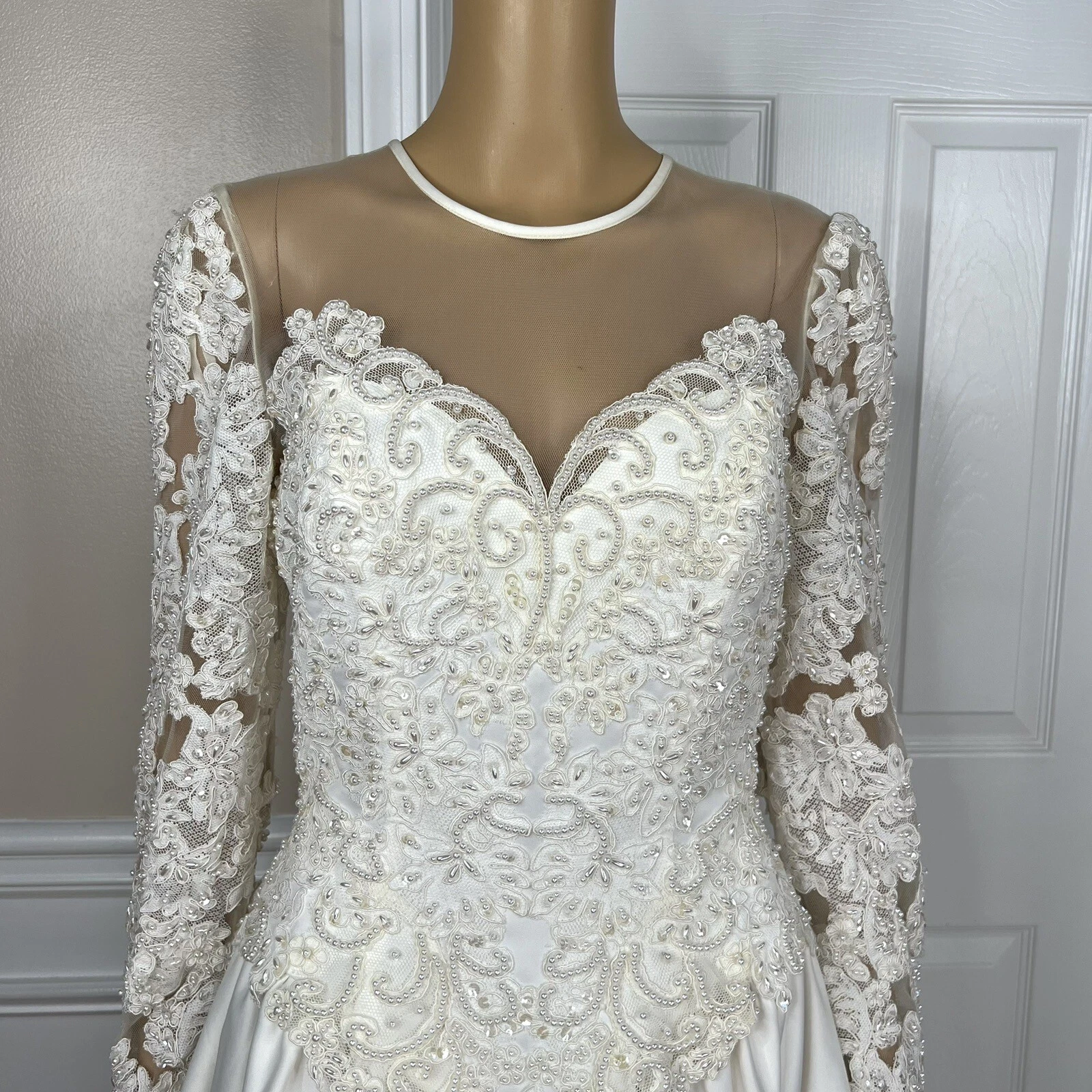 OFF WHITE Abito da sposa tromba tromba Oleg Cassini bianco corpetto con perline a maniche lunghe taglia 8