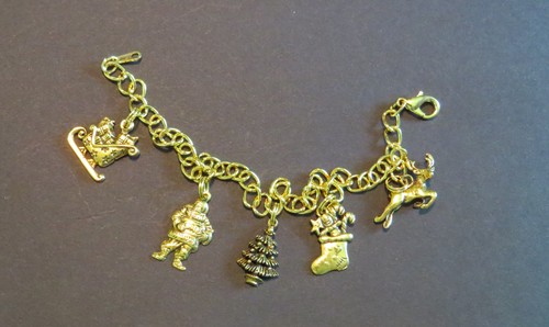 Christmas Holiday Charm Bracelet Santa Claus Sled Reindee 24 Karat Gold Plate 8" - Picture 5 of 6