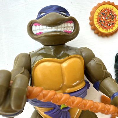 Vintage 1988 TMNT Leonardo Playmates Action Figure w/ Accessories Original
