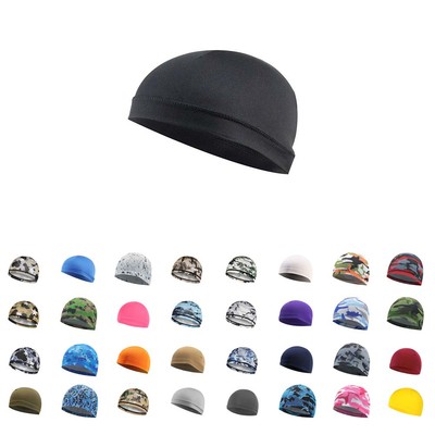 Feuchtigkeitstransportierende Skull Cap mit dünnem Helm, kühlender Sportmütze