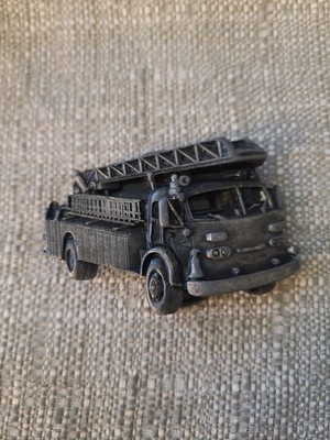 Vintage 1978 Pewter Hook & Ladder Fire Truck Fireman Firefighter Belt Buckle EVC