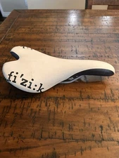 FIZIK ALIANTE TWIN FLEX Saddle White/ Black