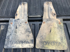 89-95 Toyota Pickup 2wd Oem Rear Mud Flaps Splash Guards Set 89-95 Toyota Pickup 2wd Oem Rear Mud Flaps Splash Guards Set