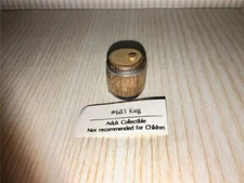 MINIATURE DOLLHOUSE 1:12 SCALE SMALL WOOD KEG W/LID - SIR THOMAS THUMB - 681