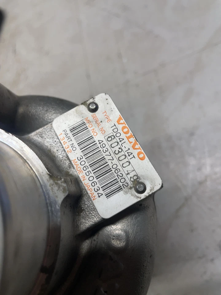 Volvo XC90 XC70 2005-2007 / XC90 / V70 / S70 / S60 turbo/supercargador 2,0 L OEM Foto 4 de 4