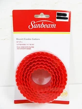 Cookie Cutters Biscuit Cutter Set of 6 Dual Sided Fluted and Smooth Edges Dough