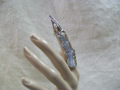 Gothic Metal Finger Armor Tip Ravenna Evil Queen Snow White Huntsman Talon Claw