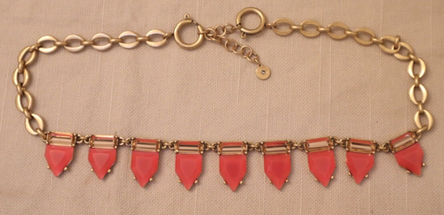 Stunning Stella & Dot Pretty Little Liars Coral Pink Statement Necklace - Picture 7 of 9