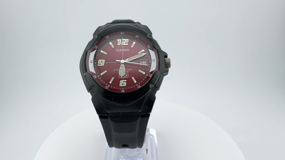 Vintage Casio Watch Red Dial w/ Date 2719 MW-600