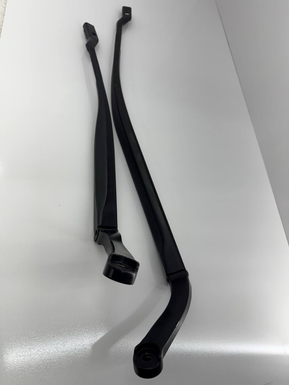 2014-2019 MASERATI GHIBLI WINDSHIELD WIPER ARM LEFT & RIGHT 