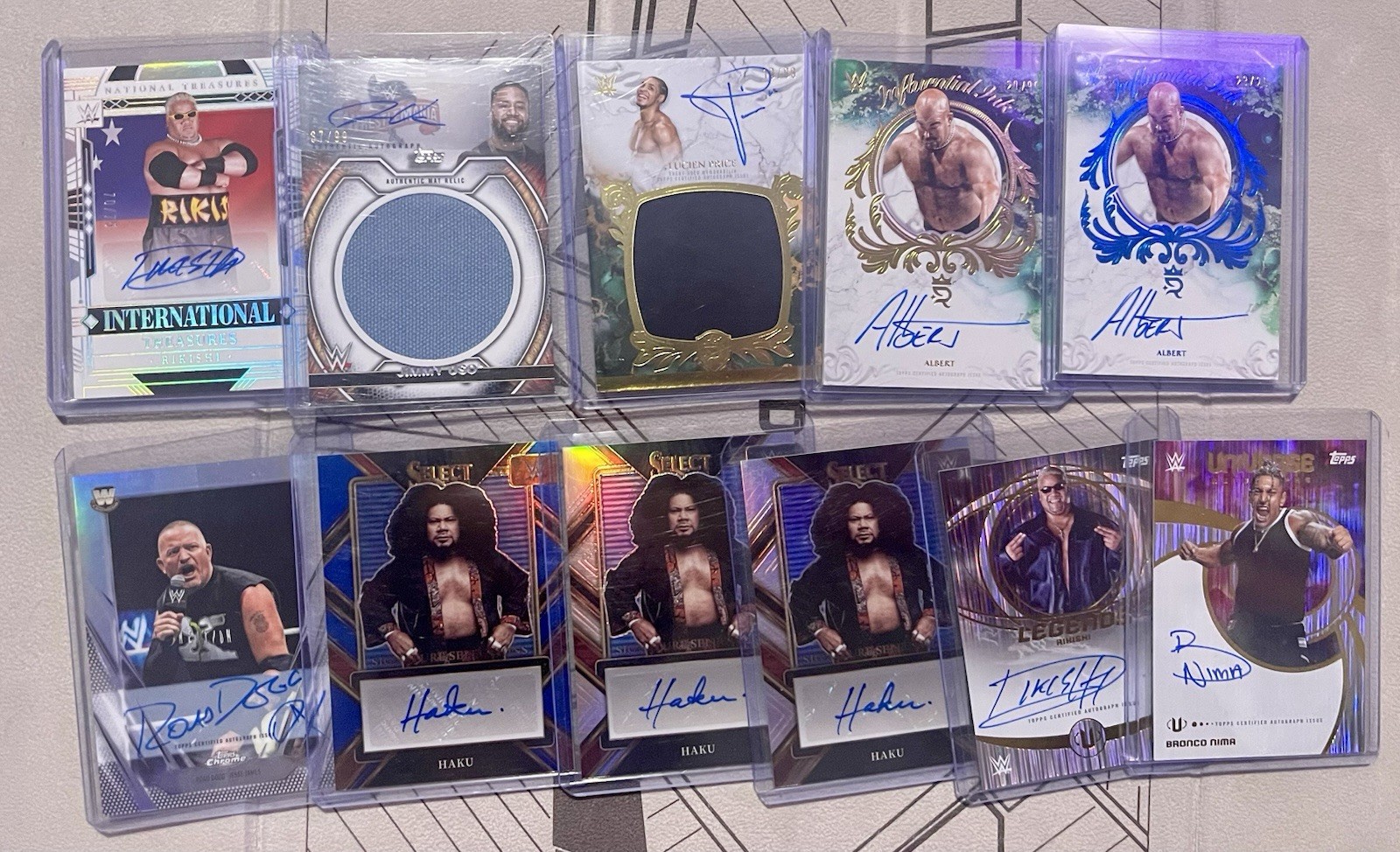 194 Wwe Card Lot, 48 Autos, 10 Mem/Patch, 136 Numbered Cards