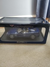AUTOart 2004 Chevrolet Corvette Convertible 1:18 Diecast Car