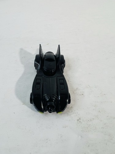 '96 MicroVerse Batman Batmobile Hasbro DC Comics RARE Vintage 2" Long Black Gold - Picture 2 of 5