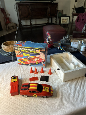 Vintage Ferrari 511 1978 Drive Command Remote Control Car Battery Powered Mattel