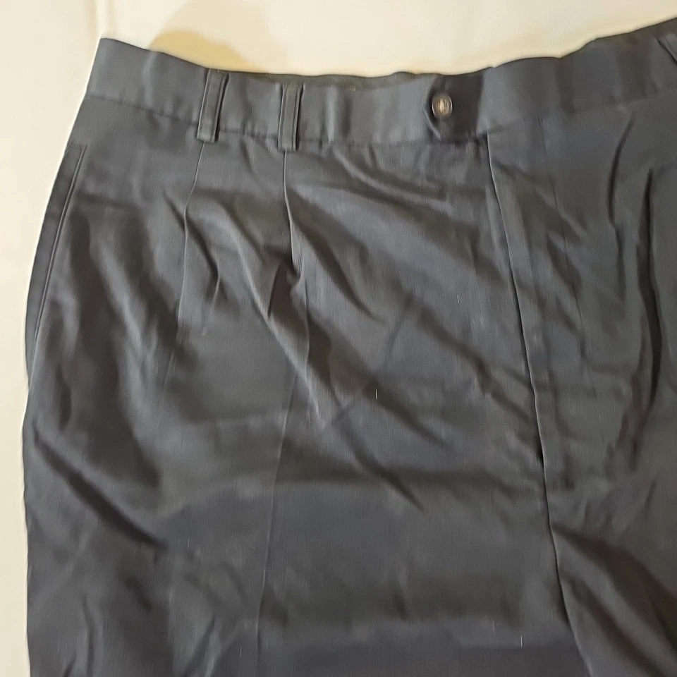 Cutter and Buck Shorts Mens Size 48B Golf Dry Tec Black Golfing - Image 2 of 4