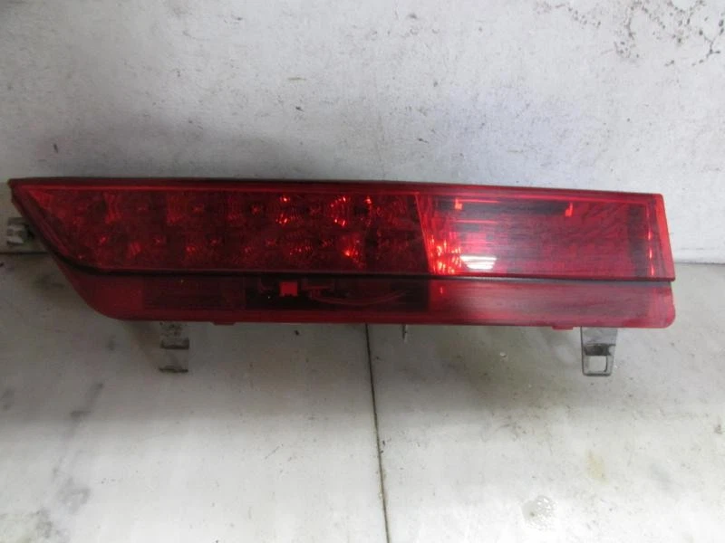 LUZ TRASERA BMW 745I Lh 2003 tapa OEM montada Foto 2 de 4
