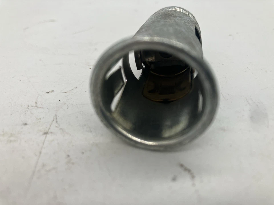 Enchufe especial para encendedor de cigarrillos Buick Roadmaster 50-53 NOS 7004711 Foto 4 de 4