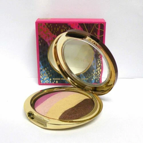 Victoria's Secret Baked Mineral Shadow Quad Exotic Escape 5.8 g/2oz-Discontinued - Image 2 of 3
