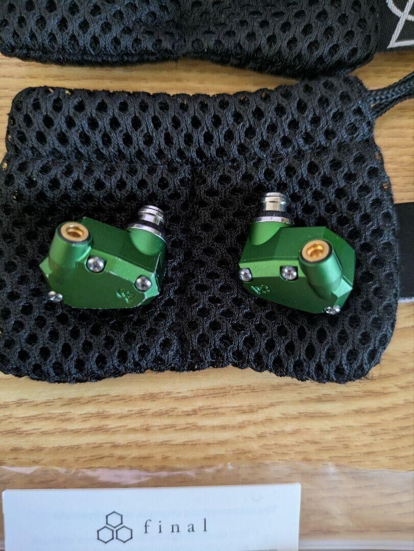 Campfire Audio ANDROMEDA CAM-4808 Earphone with Box Cable Campfire Audio ANDROMEDA CAM-4808 Earphone with Box Cable