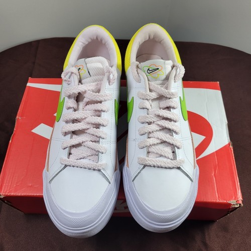 Nike Court Legacy Lift Womens Size 9.5 Shoes FD0872 100 Feel Love White Green - Picture 4 of 8