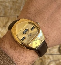 1970's Vintage Sicura Jump Hour Automatic 17J Gold Tone Men’s Watch Space Age