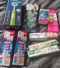 Oral-B Pro Junior 6+ Kids Rechargeable Electric Toothbrush Green/White