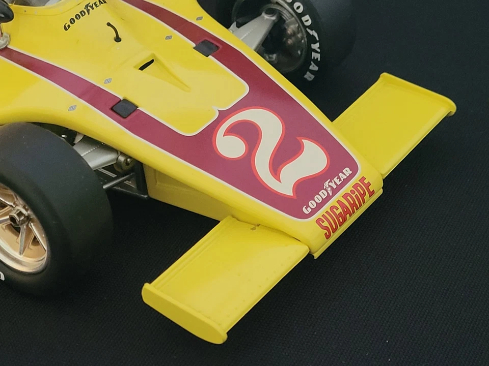 1973 Billy Vukovich Jr. #2 Sugaripe Prune Special 1:18 Carousel 1 Diecast - Image 2 of 4