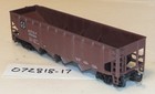 Santa Fe - 40'  Four Bay Hopper Car  -  Athearn  -  HO scale - 072818-17 — photo 4
