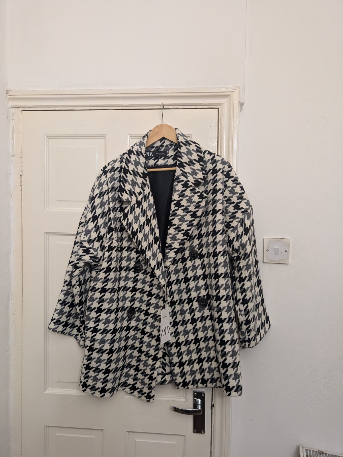 Rare ZARA Houndstooth Wool Blend Black Grey & White Coat Jacket - Size M-L image 5