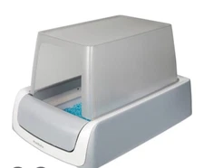 Petsafe Self Cleaning Cat Litter with Metal Reusable Tray and Cover
