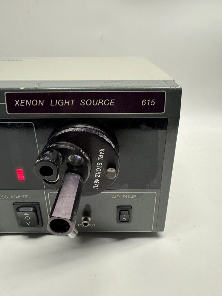 Fuente de luz de xenón STORZ 00615C hecha en EE. UU.: PROBADA FUNCIONANDO Foto 3 de 4