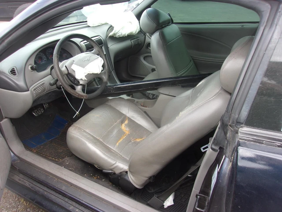 Used Air Cleaner Assembly fits: 2003 Ford Mustang 8 cylinder Grade A — 第 3/4 张图片