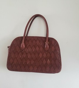 eighteen aigner handbolsa