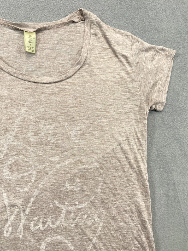 Camiseta Alternativa Mujer Pequeña Love is Waiting Marrón Gráfico Camiseta Manga Corta Foto 4 de 4