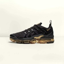 yim Nike Air VaporMax PLUS TN Men's shoes Black Gold free shipping
