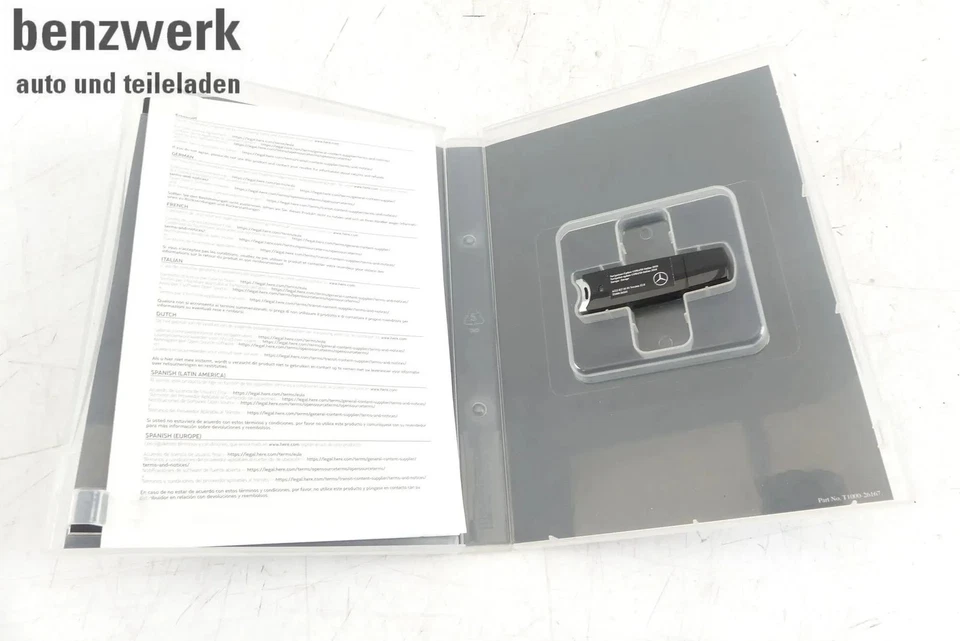 Mercedes Comand APS Navigation Update USB-Stick 2018 2228270101 ✔️ - Bild 2 von 3