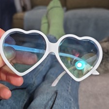 Heart-Shaped Girls' Sunglasses White Plastic Frame Blue Tinted Lens DG1023 52070