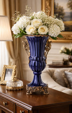 Vase aus Porzellan & Bronze in Kobaltblau - Amphore mit Phönix Griffe als Dekor