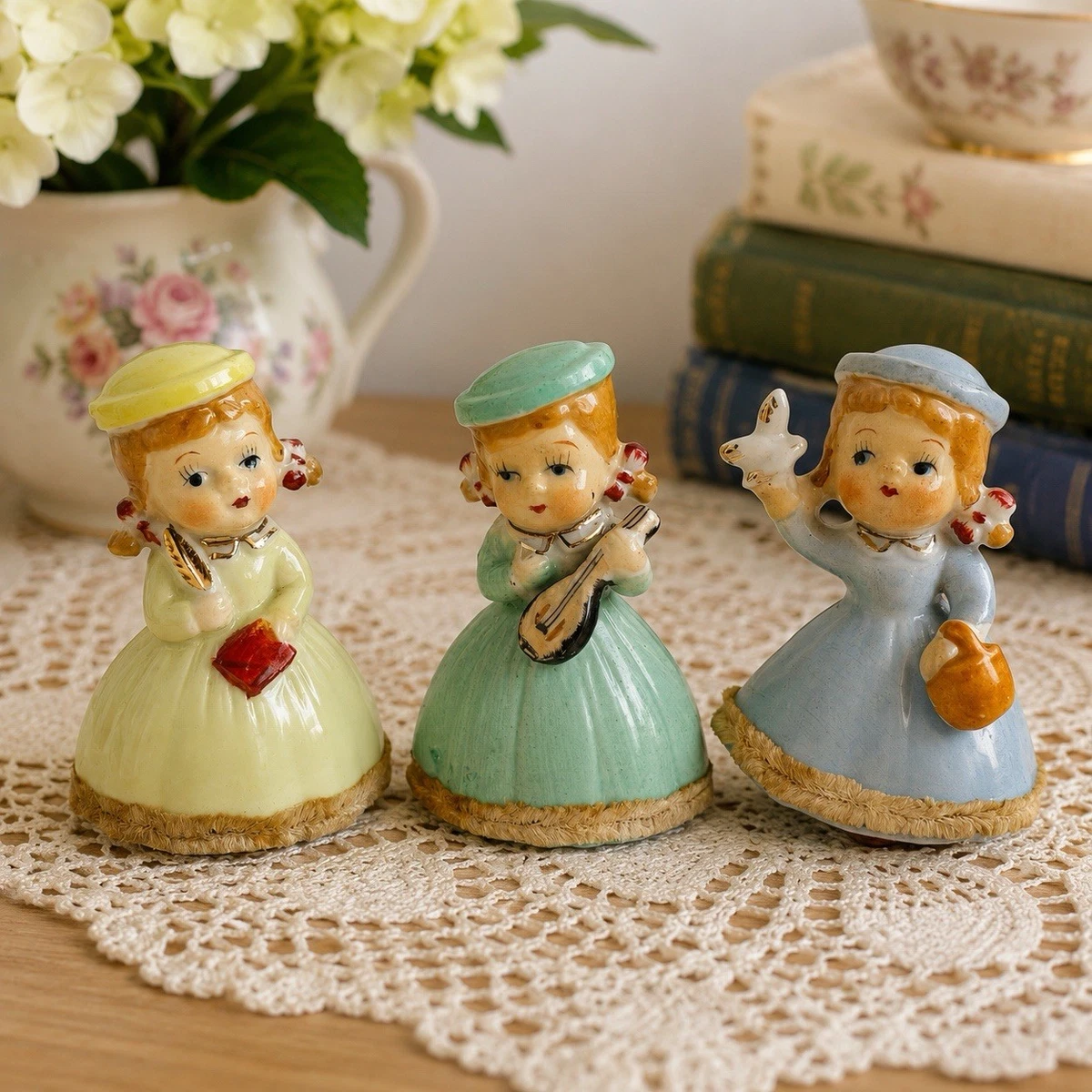Ceramic Collectible Sculptures & Figurines 1950-1959 Time Period