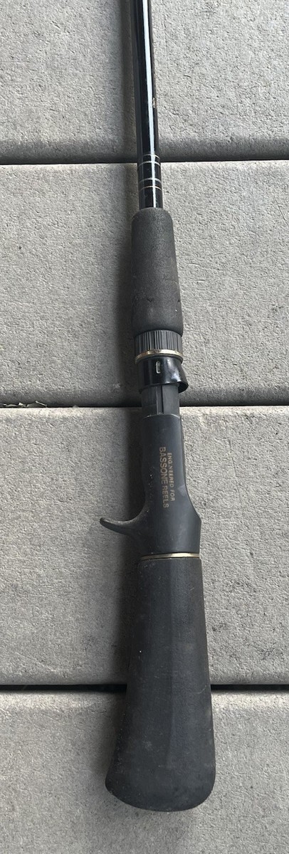 Shimano Bassone Graphite C B1-GC1602 6' Medium Action 1 Piece Rod