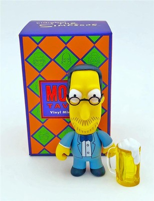 kidrobot moe's tavern