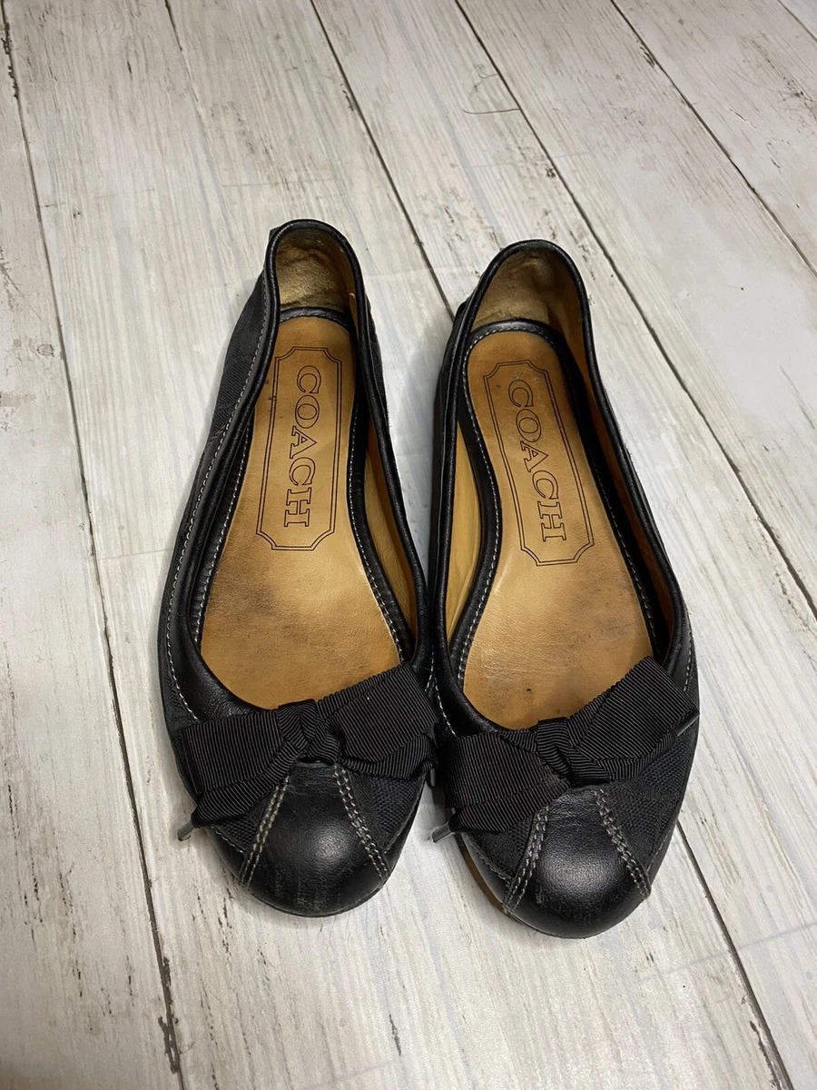 Black ballet flats with ribbon 2025