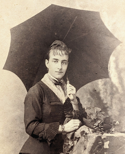 Cabinet Card Photo Woman Holding Open Umbrella Schenectady NY ID'd - Picture 5 of 6