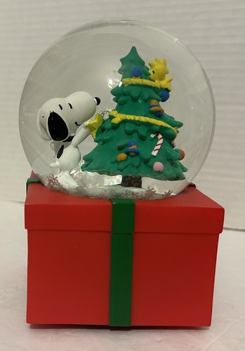 Arachidi Musicale Globo di Neve Snoopy & Woodstock Decora Albero "Jingle Bells" 5,5" - Foto 11 di 20