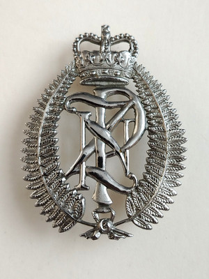Veraltetes New Zealand Police Cap Badge - Queen's Crown NZP Chrome 3Lugs Vintage