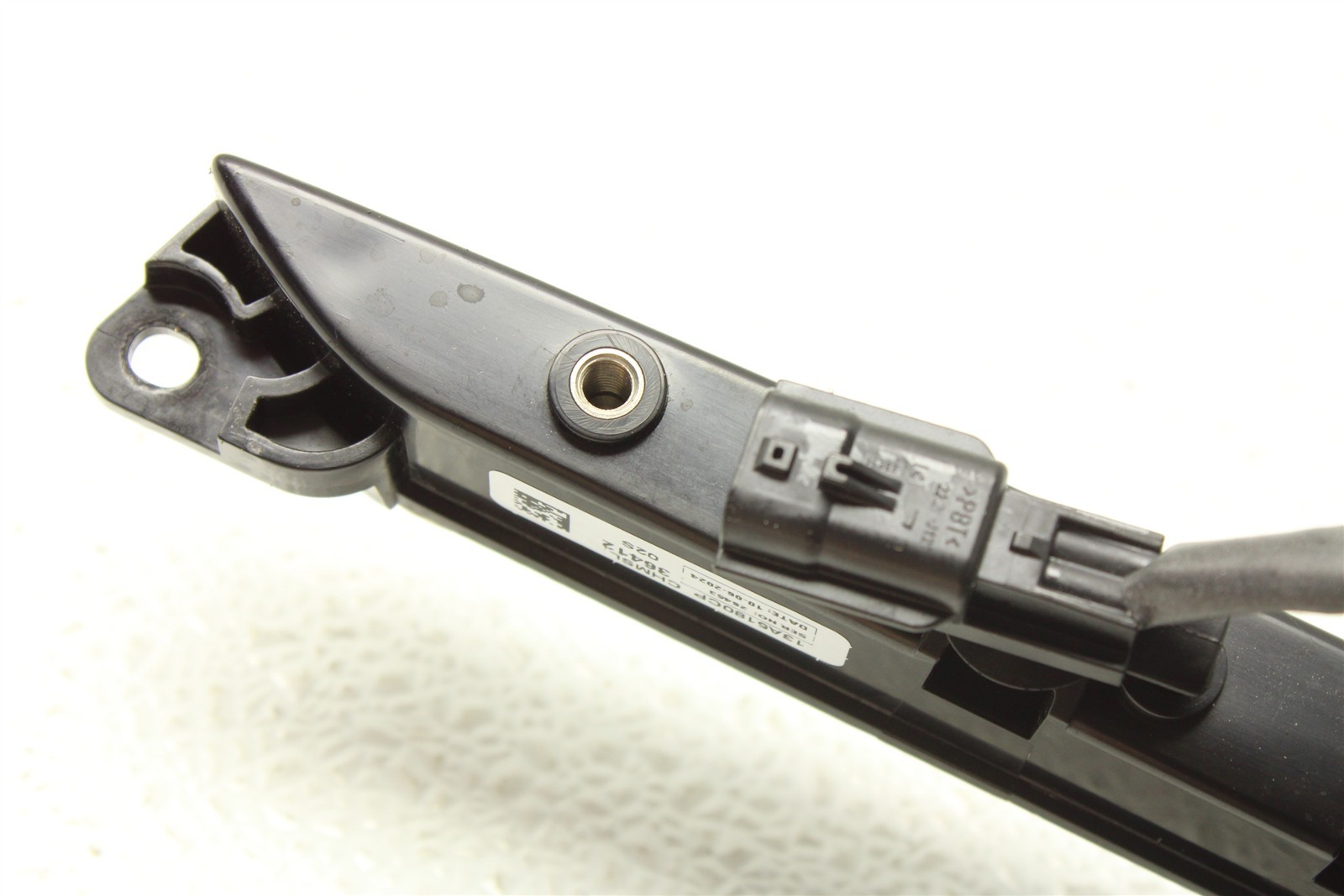McLaren Artura 2025 Center brake light P/N 13A5180CP