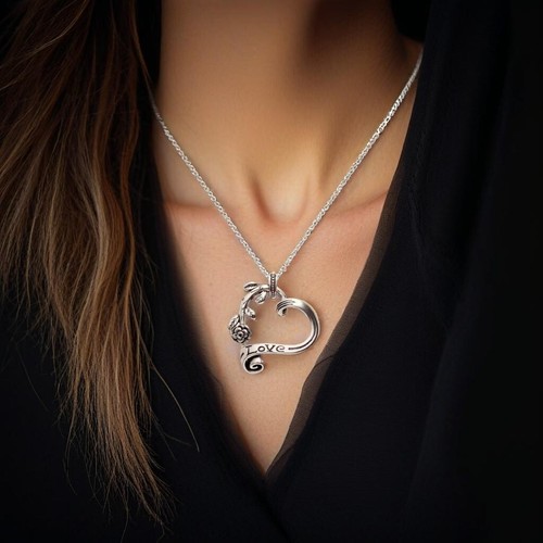 Controse Rose Garden Heart Necklace Stainless Steel Engraved Love Pendant - Picture 4 of 6