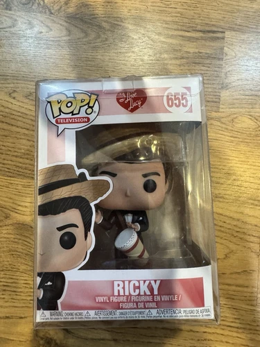 Funko POP! Television I Love Lucy Vinyl Figure RICKY Vaulted New Protector