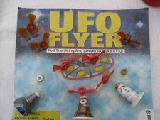 VINTAGE 'UFO FLYER' FLYING TOYS 1998 MINT IN ORIGINAL PACKAGE. PARKWAY MACHINE